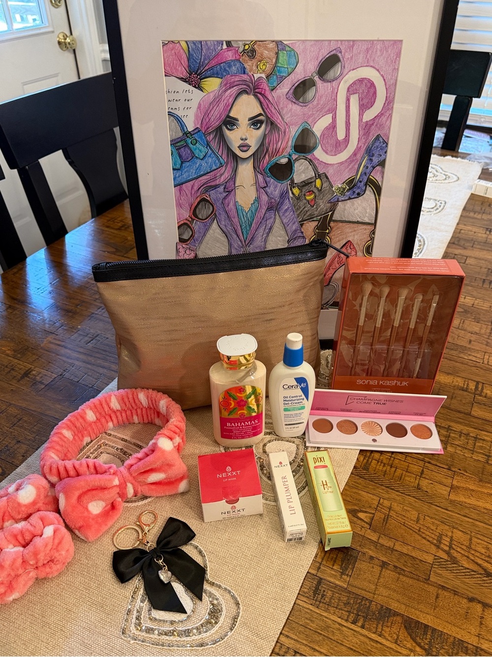 Lancôme cosmetic bag -Selfcare & beauty bundle